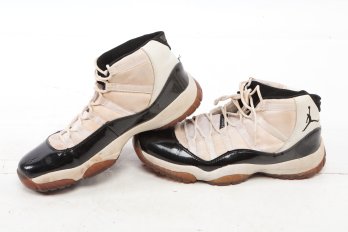 Rare Nike Sneakers Air Jordan Size 11 Used White And Black.