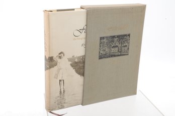 Limited And Signed Fairfield: The Biography Of A Community, 16391989 By Thomas J. Farnham.