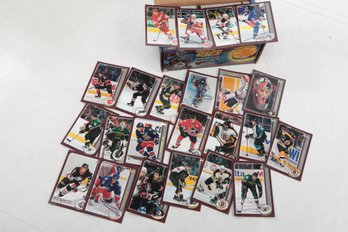 2002-03 Topps Hockey Set 330 Cards