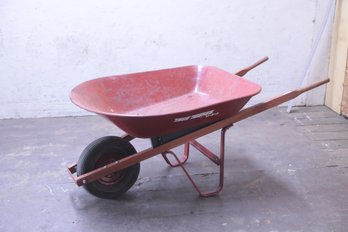 Red Wheelbarrow