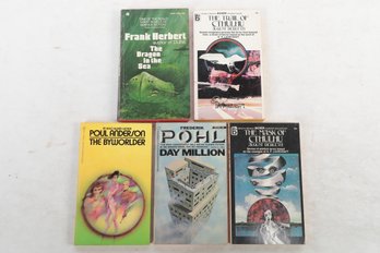 .5 Vintage Science Fiction Paperbacks Inc. Frank Herbert,  Derleth