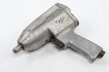 Snap On 3/8' Pneumatic Impact Wrench (IM5100)