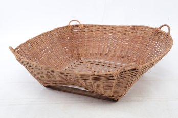 Vintage 21' Rounded Square Woven Wicker Rattan Basket