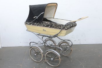 Antique Parkhue Baby Carriage Rolls Fine