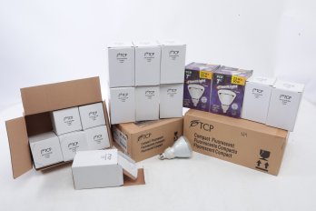 Large Lot Of New Flood/Assorted Light Bulbs - TCP 2R3016PERM 27000K 120V)