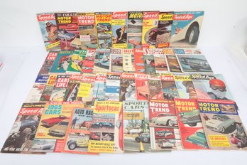 Mixed Grouping Of Vintage Car Magazines