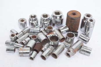 Mixed Grouping Of 1/2' & 3/4' Drive Sockets