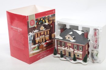 Department 56 Snow Village 'Richmond Holiday House Includes Accessory 'Daddys Little Helper'