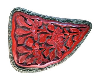 SIGNED CHINESE ARTISAN Carved Red Cinnabar Floral Brooch, C. 1940s-1960s