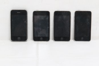Group Of 3 Vintage Apple IPod Touch And Vintage Apple IPhone