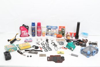 Large Grouping Of Miscellaneous Emergency Prepping Gear