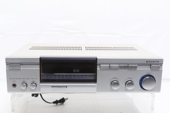 Vintage Sanyo Model CR 150 Stereo Receiver