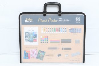 New Soho Studio 68 Piece Mixed Media Art Portfolio
