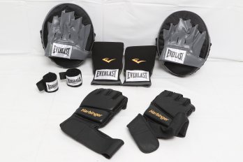 Boxing MMA Training Gear By Everlast, Harbinger & Lonsdale Including Punch Mitts, Gloves & Wrist Wraps