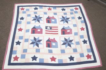 Beautiful Vintage Handmade Patchwork Quilt With Patriotic Motif 7'x7'