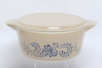 Pyrex Blue Scroll Covered Casserole Dish Round Baking Dish W Lid
