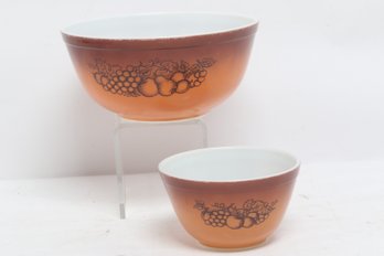 Set Of Three Vintage Pyrex Cinderella Mixing Bowls In The Early American Pattern Featuring Brown And White Gla