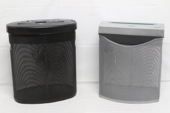 Two Paper Shredders With A Mesh Wastebaskets - Working