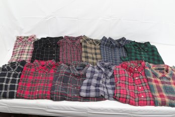 Group Of 12 Men's Flannel Shirts: 9 - L & 3 - XL