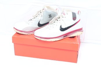 Nike Hypermax   Sneakers  Size 9 US M