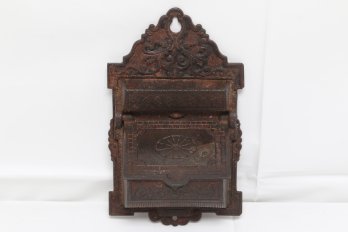 Antique Victorian Cast Iron Matchbox