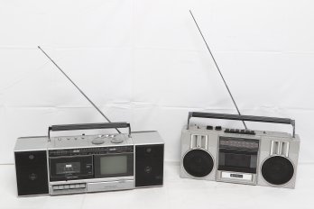Vintage Realistic Model16-109 Portavision Boombox & Hitachi Model TRK-6800H Boombox