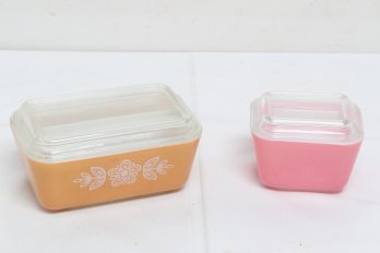 Two Vintage Pyrex Refrigerator Dishes With Covers