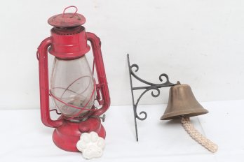 Group Of Vintage Outdoor Items