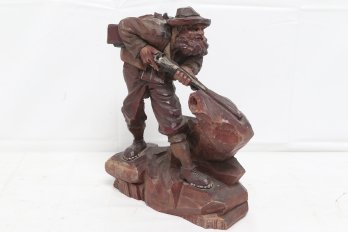 Antique Black Forest Carving Of A Hunter