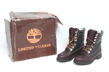 Authentic Timberland Super Boots New With Box Size 13  Retail $ 260.00