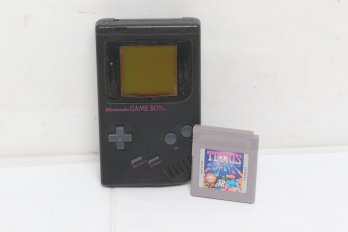 Nintendo Game Boy Black With Game