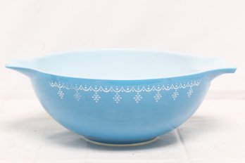 Large Vintage Pyrex Snowflake Blue Mixing Bowl