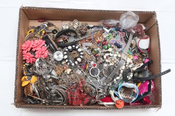 17lb Of Mixed Costume Jewelry And Watches