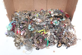 23 Lb Of Mixed Costume Jewelry