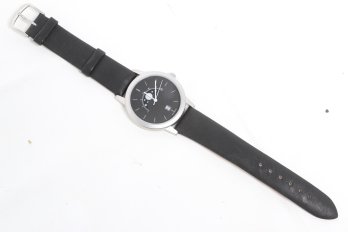 Danzas Swiss Made Men's Wrist Watch - Works Well