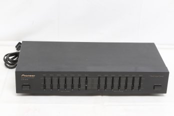 Vintage Pioneer Graphic Equalizer GR-408