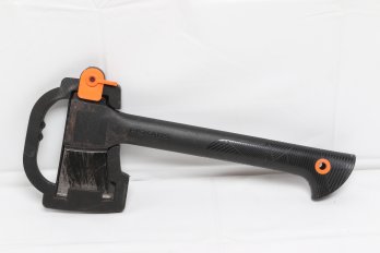 Fiskars Solid A6 Chopping Axe (643g)