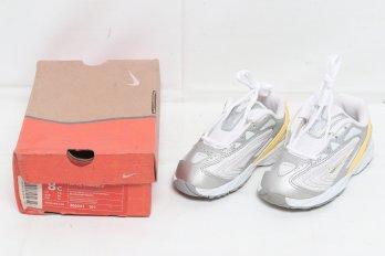 Vintage Nike  Little Emerge 2 Sneakers Size 8c With Box