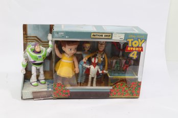 Disney Pixar Toy Story 4 Antique Shop Adventure Pack Figure Set