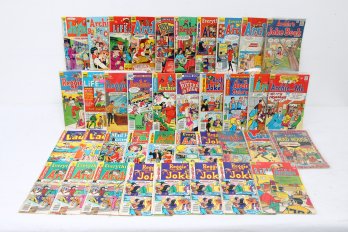 Large Group Of Vintage ARCHIE Comic Books