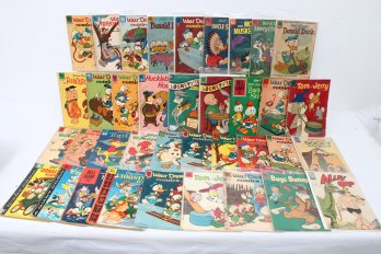 Large Group Of DELL Walt Disney Hanna-barbera Comic Books Mostly 10-12-15 Cents
