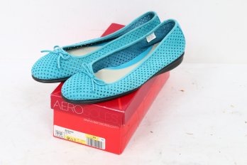 Women's Shoes By AEROSOLES Perforated Leather Flats Size 9.5