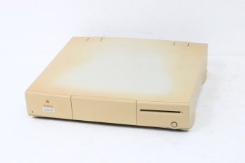Vintage MACINTOSH Centris 610 Computer M1444