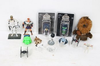 Group Of STAR WARS Collectibles Figurines