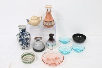 Group Of Collectible Pottery McCoy, Hull, Dakota Sun Native, Nantucket & Glass From Hazel Atlas