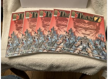 Image Comics Team 7   Nov 2 - 5 Copies