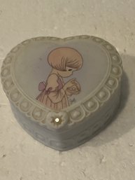 Precious Moments JUNE Porcelain Birthstone Heart Shape Trinket Box 1996