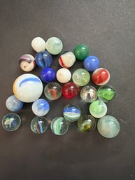 Marbles Lot Of 25