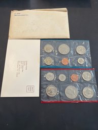 1980  U.S Mint Set  Original Government Packaging