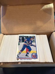 1990 Upper Deck Hockey Complete Set